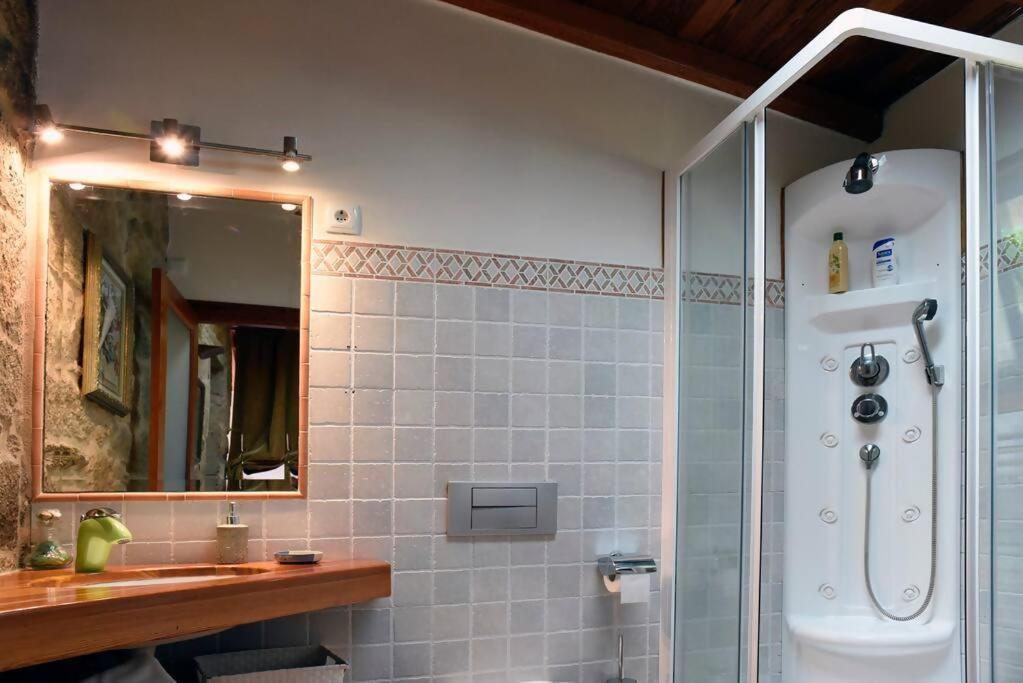 산티아고데콤포스텔라 Casa De Afora Casa Con Piscina Y Jacuzzi Privados 게스트하우스 외부 사진